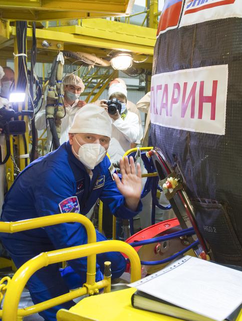 NASA image: Expedition 65 Preflight