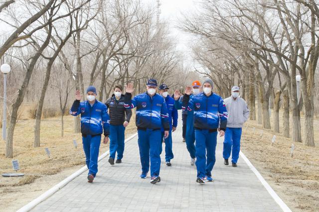 NASA image: Expedition 65 Preflight