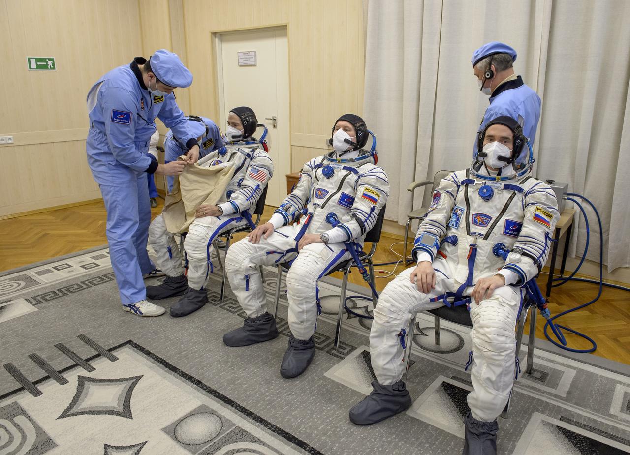 Expedition 65 Preflight