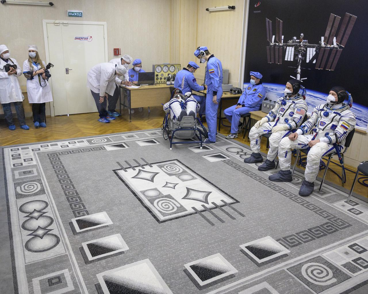 Expedition 65 Preflight