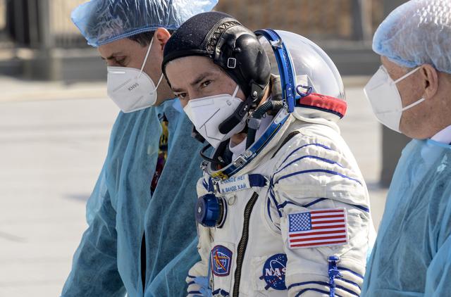 NASA image: Expedition 65 Preflight