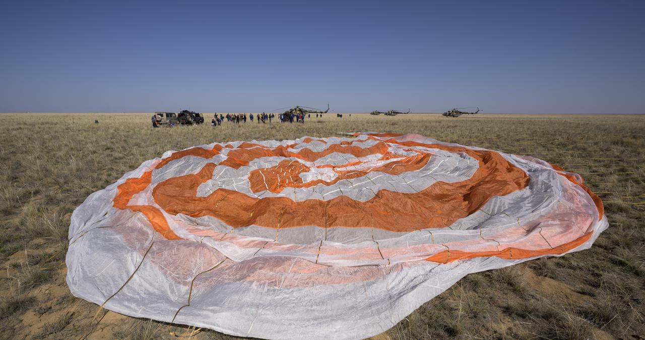 Russian Search and Rescue teams arrive at the Soyuz MS-17 spacecraft shortly after it landed in a remote area near the town of Zhezkazgan, Kazakhstan with Expedition 64 crew members Kate Rubins of NASA, Sergey Ryzhikov and Sergey Kud-Sverchkov of Roscosmos, Saturday, April 17, 2021. Rubins, Ryzhikov and Kud-Sverchkov returned after 185 days in space having served as Expedition 63-64 crew members onboard the International Space Station. Photo Credit: NASA/Bill Ingalls