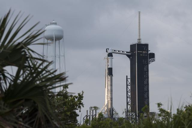 NASA image: SpaceX Crew-2 Preflight