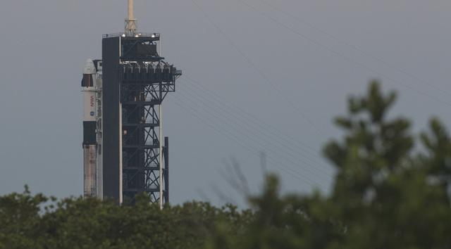 NASA image: SpaceX Crew-2 Preflight