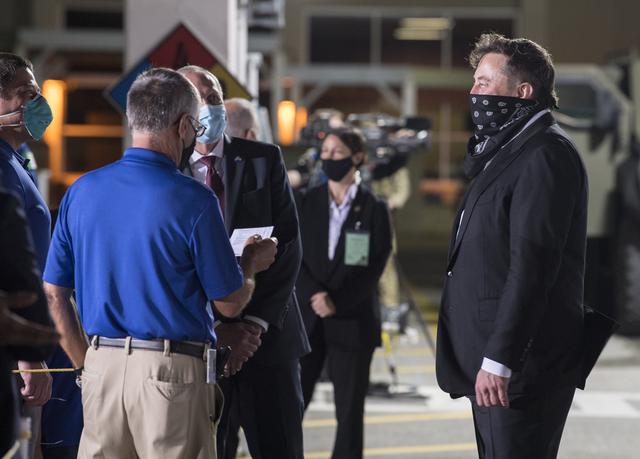 NASA image: SpaceX Crew-2 Crew Walkout