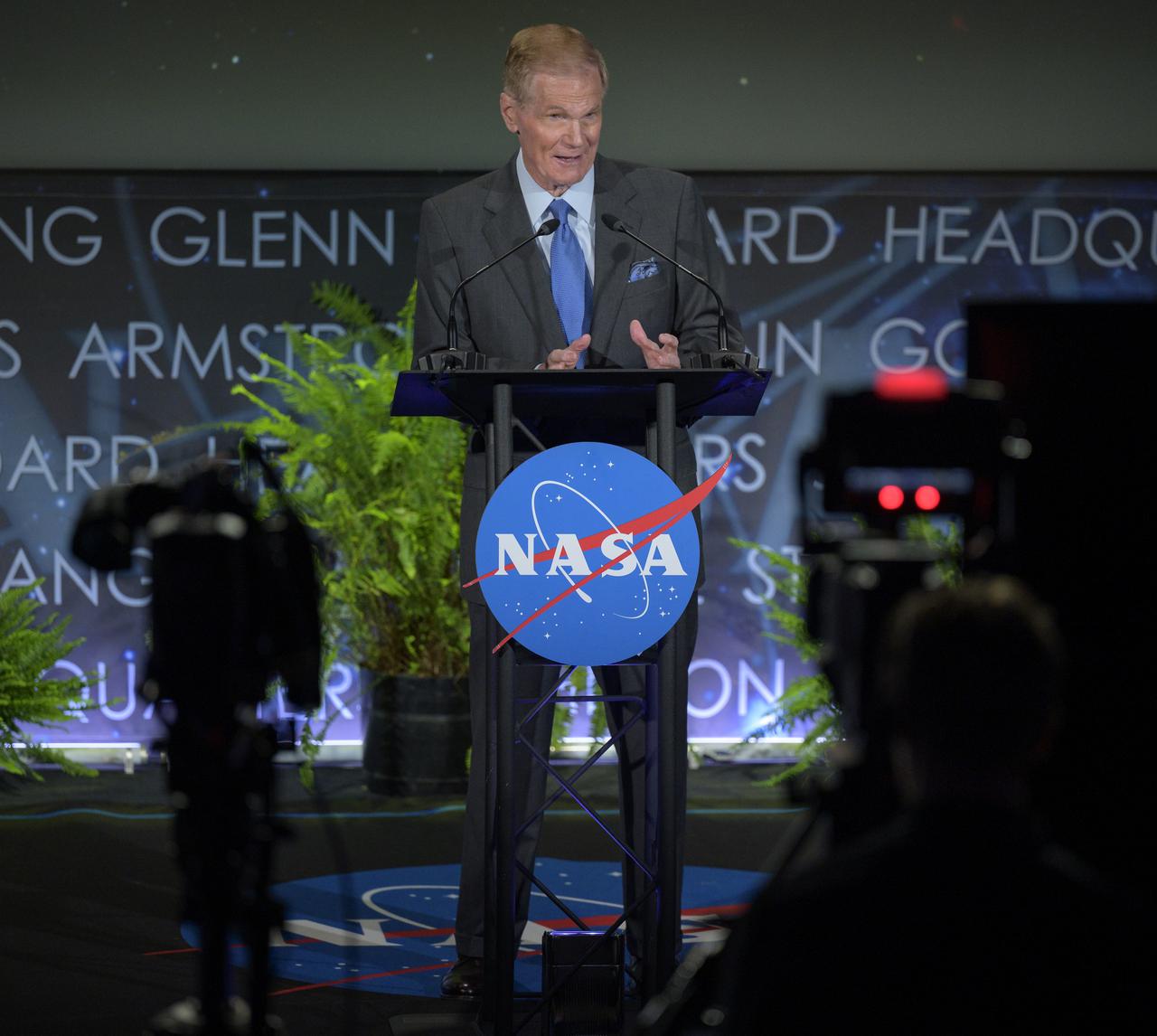 NASA Administrator Bill Nelson talks to the agency’s workforce during his first State of NASA event Wednesday, June 2, 2021, at NASA Headquarters Mary W. Jackson Building in Washington. Nelson remarked on his long history with NASA, and among other topics, discussed the agency’s plans for future Earth-focused missions to address climate change and a robotic and human return to the Moon through the Artemis program, as well as announcing two new planetary science missions to Venus – VERITAS and DAVINCI+. Photo Credit: (NASA/Bill Ingalls)