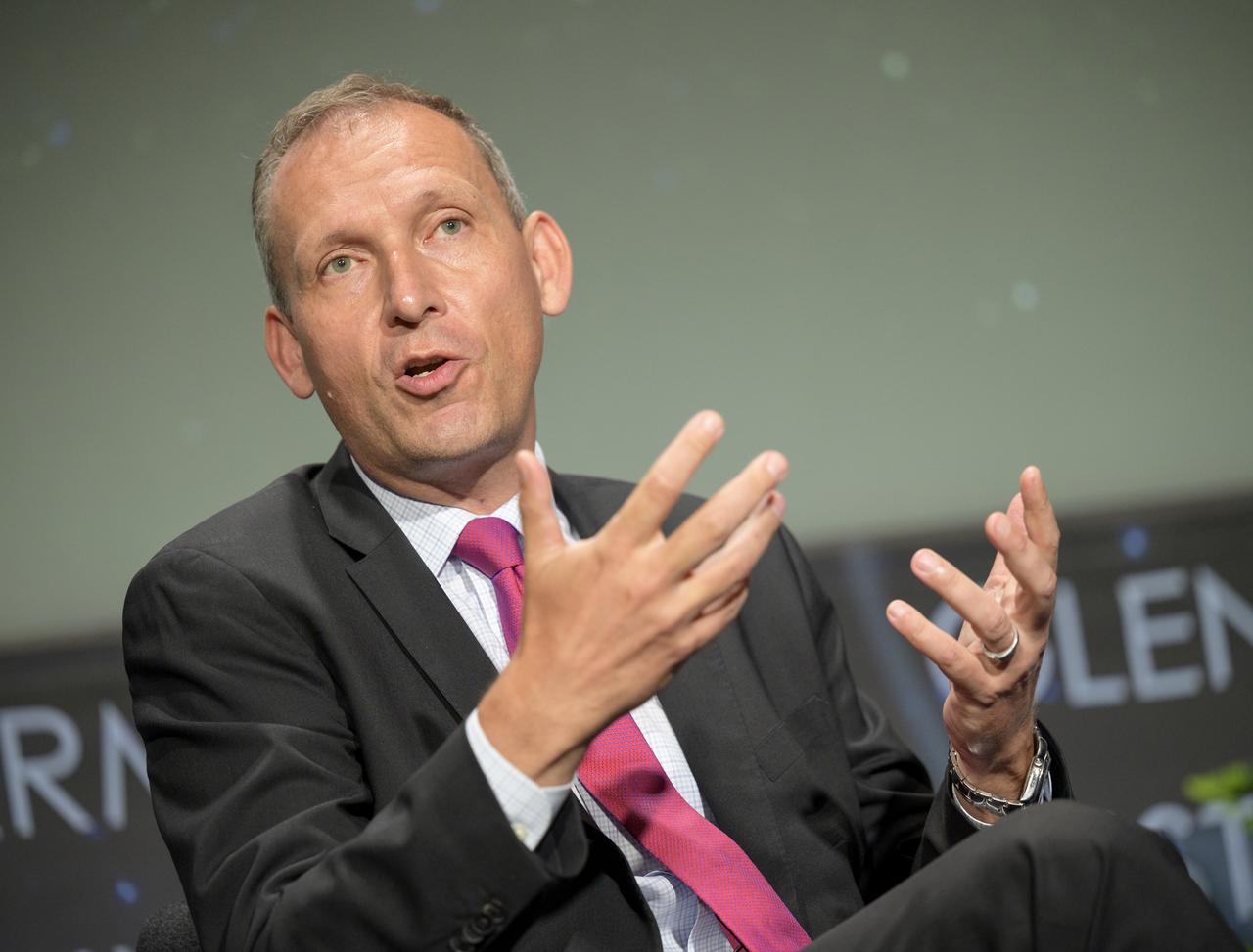 NASA Associate Administrator for Science Thomas Zurbuchen answers a reporter’s question during a media gaggle, Wednesday, June 2, 2021, at NASA Headquarters Mary W. Jackson Building in Washington. Zurbuchen, along with  NASA Administrator Bill Nelson and other NASA leadership, answered reporters questions following a State of NASA event where Nelson remarked on his long history with NASA, and among other topics, discussed the agency’s plans for future Earth-focused missions to address climate change and a robotic and human return to the Moon through the Artemis program, as well as announcing two new planetary science missions to Venus – VERITAS and DAVINCI+. Photo Credit: (NASA/Bill Ingalls)