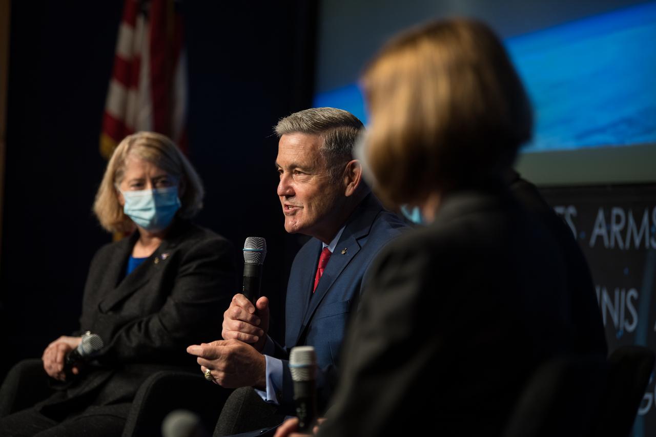 NASA Associate Administrator Bob Cabana speaks during a NASA town hall to discuss the reorganization of the Human Exploration and Operations Mission Directorate into two mission directorates: Exploration Systems Development Mission Directorate (ESDMD) and Space Operations Mission Directorate (SpaceOps), Tuesday, Sept. 21, 2021 at the Mary W. Jackson NASA Headquarters building in Washington. NASA Associate Administrator for SpaceOps, Kathy Lueders, will lead launch and space operations including the International Space Station, the commercialization of low-Earth orbit, and eventually operations on and around the Moon. NASA Associate Administrator for the ESDMD, Jim Free, will lead efforts to define and manage systems development for programs critical to NASA’s Artemis program and the planning of NASA’s Moon to Mars exploration. Photo Credit: (NASA/Aubrey Gemignani)