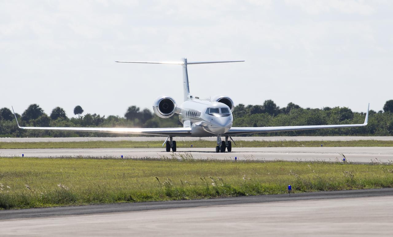 The aircraft carrying NASA astronauts Raja Chari, Tom Marshburn, Kayla Barron, and ESA (European Space Agency) astronaut Matthias Maurer is seen as it arrives from Houston at the Launch and Landing Facility at NASA’s Kennedy Space Center ahead of SpaceX’s Crew-3 mission, Tuesday, Oct. 26, 2021, in Florida. NASA’s SpaceX Crew-3 mission is the third crew rotation mission of the SpaceX Crew Dragon spacecraft and Falcon 9 rocket to the International Space Station as part of the agency’s Commercial Crew Program. Chari, Marshburn, Barron, Maurer are scheduled to launch at Oct. 31 at 2:21 a.m. ET, from Launch Complex 39A at the Kennedy Space Center. Photo Credit: (NASA/Joel Kowsky)