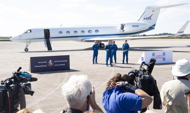 NASA image: SpaceX Crew-3 Crew Arrival