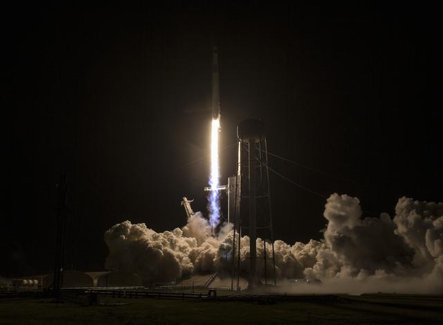 NASA image: SpaceX Crew-3 Launch