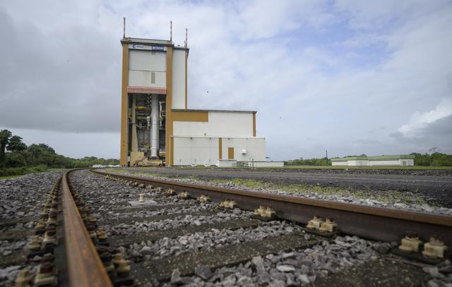 NASA image: Ariane 5 Rollout with James Webb Space Telescope
