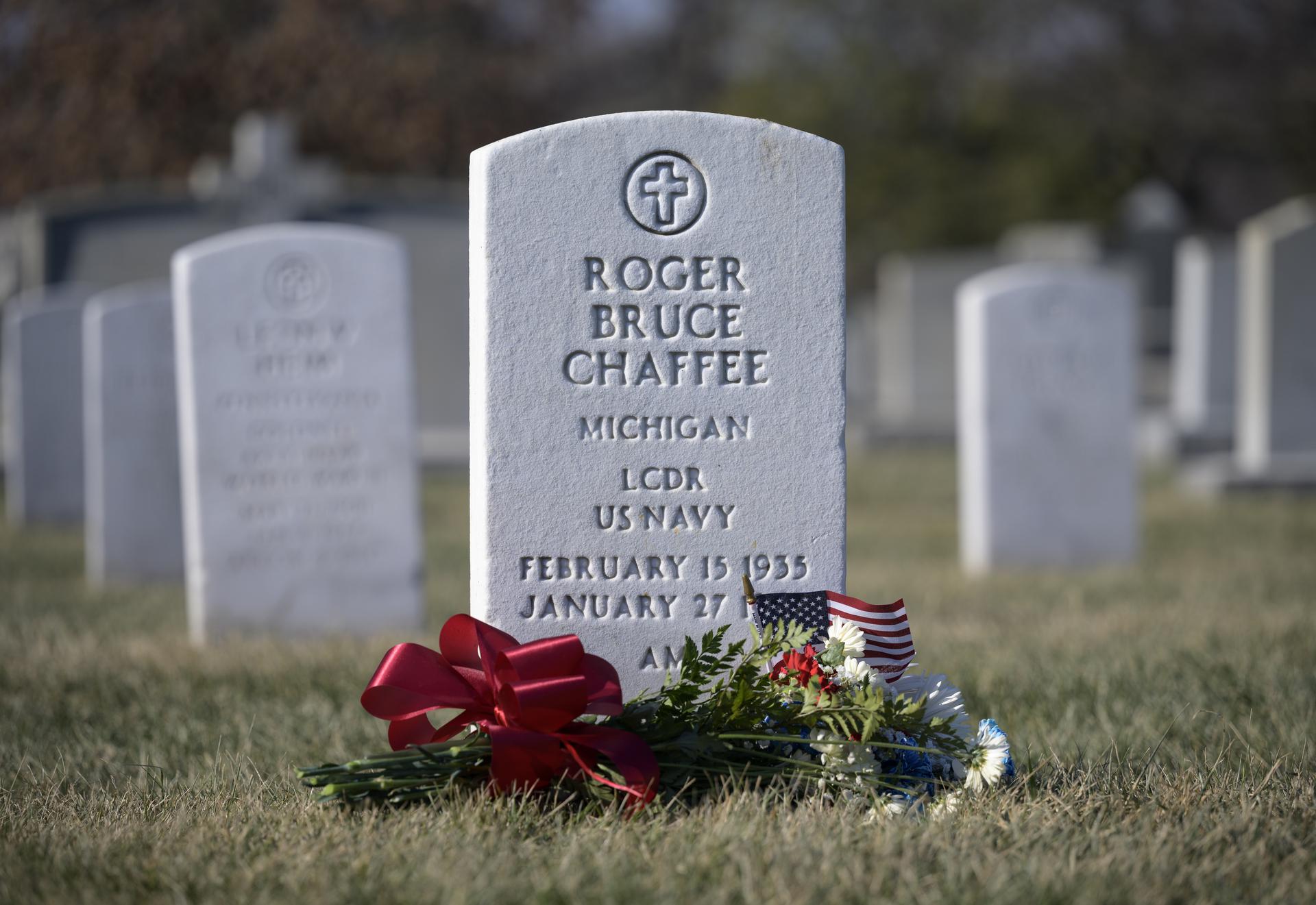 Roger Chaffee's grave marker