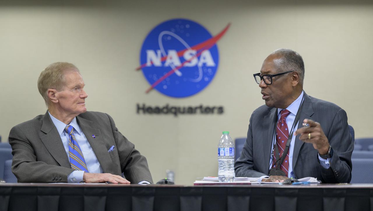 NASA Administrator Bill Nelson, left, and chair of the NASA Advisory Council (NAC) Gen. Lester Lyles, USAF (retired), talk with other NAC members, attending virtually, during an executive session of the NASA Advisory Council (NAC), Monday, Feb. 28, 2022, at the Mary W. Jackson NASA Headquarters building in Washington. Photo Credit: (NASA/Bill Ingalls)
