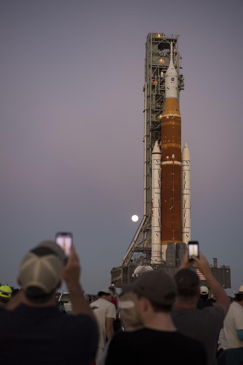 Artemis I First Rollout