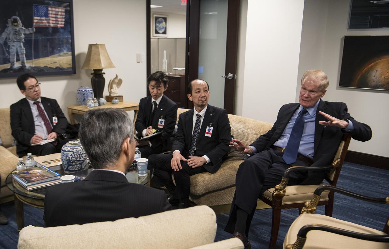 From left to right, Manager of the International Relations and Research Department, JAXA, Akira Kosaka; President, Japan Aerospace Exploration Agency (JAXA), Hiroshi Yamakawa; Secretary for the President of JAXA, Nobuto Yoshioka; Vice President for International Relations, JAXA, Yasuo Ishii; and NASA Administrator Bill Nelson, are seen during a meeting, Thursday, April 7, 2022, at NASA Headquarters in Washington DC. Photo Credit: (NASA/Aubrey Gemignani)