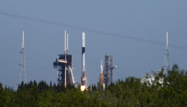 NASA image: Axiom Mission 1 Launch