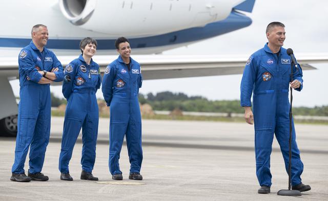 NASA image: SpaceX Crew-4 Crew Arrival
