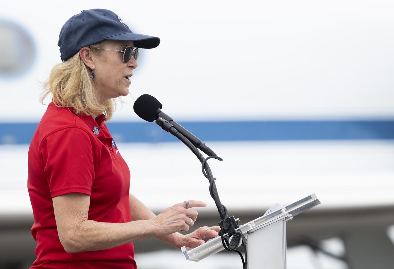 Kennedy Space Center director Janet Petro speaks to members of the media after the arrival of NASA astronauts Kjell Lindgren, Robert Hines, Jessica Watkins, and ESA (European Space Agency) astronaut Samantha Cristoforetti at the Launch and Landing Facility at NASA’s Kennedy Space Center ahead of SpaceX’s Crew-4 mission, Monday, April 18, 2022, in Florida. NASA’s SpaceX Crew-4 mission is the fourth crew rotation mission of the SpaceX Crew Dragon spacecraft and Falcon 9 rocket to the International Space Station as part of the agency’s Commercial Crew Program. Lindgren, Hines, Watkins, and Cristoforetti are scheduled to launch at April 23 at 5:26 a.m. EDT, from Launch Complex 39A at the Kennedy Space Center. Photo Credit: (NASA/Joel Kowsky)