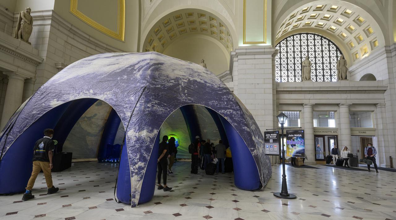 Visitors explore NASA’s hands-on exhibits during Earth Day, Friday, April 22, 2022, at Union Station in Washington. Photo Credit: (NASA/Bill Ingalls)