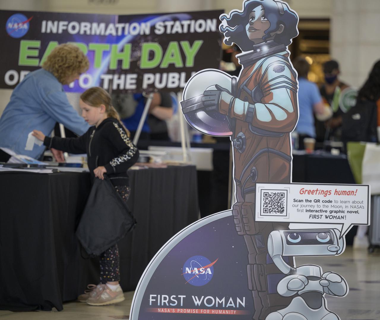 Visitors explore NASA’s hands-on exhibits during Earth Day, Friday, April 22, 2022, at Union Station in Washington. Photo Credit: (NASA/Bill Ingalls)
