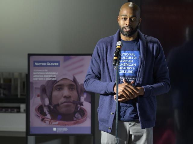 NASA image: Astronaut Victor Glover Inspires DC Area School Students