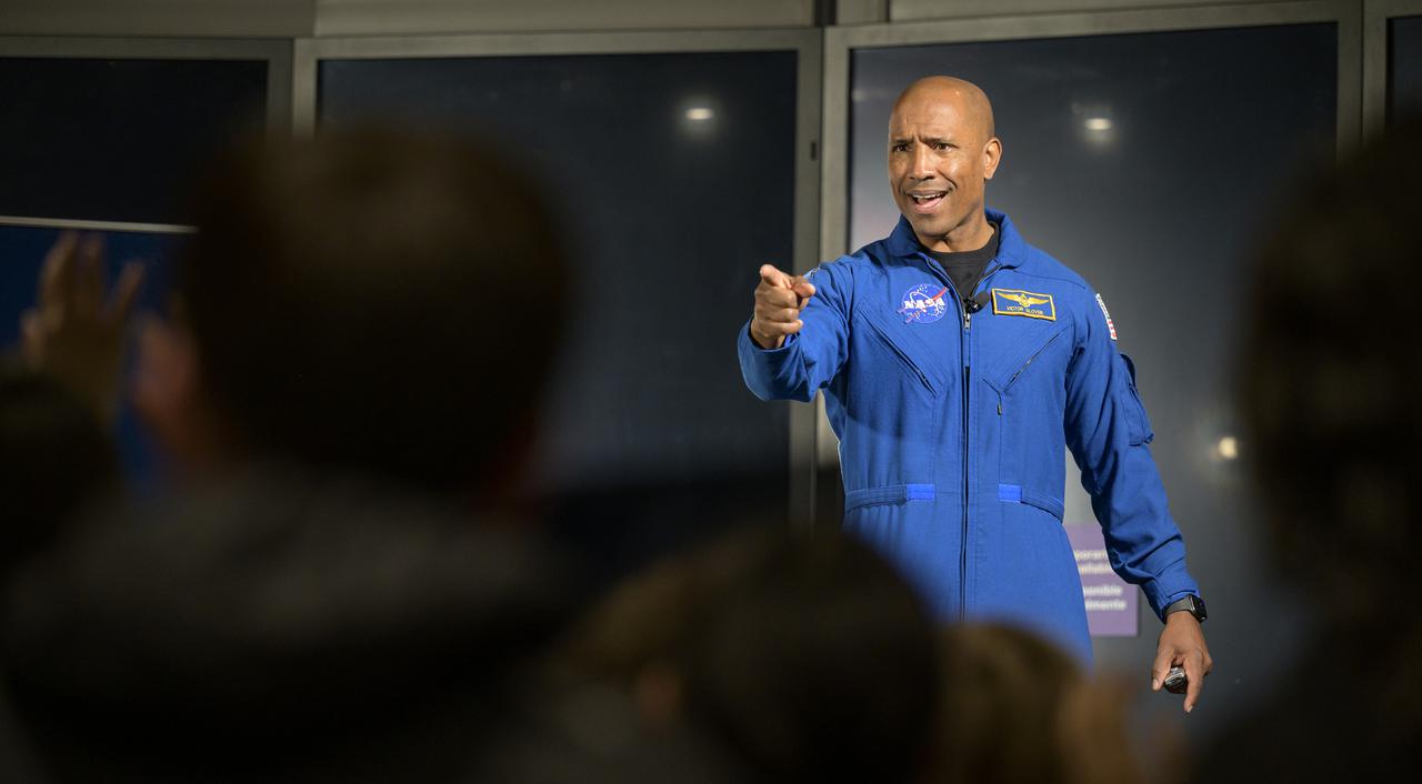 NASA astronaut Victor Glover talks with school students in person and via live stream during an educational event, Thursday, April 28, 2022, at the National Museum of African American History and Culture in Washington. Glover most recently served as pilot and second-in-command on the Crew-1 SpaceX Crew Dragon, named Resilience, which landed after a long duration mission aboard the International Space Station, May 2, 2021. Photo Credit: (NASA/Bill Ingalls)