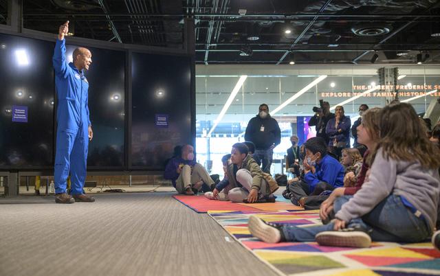 NASA image: Astronaut Victor Glover Inspires DC Area School Students