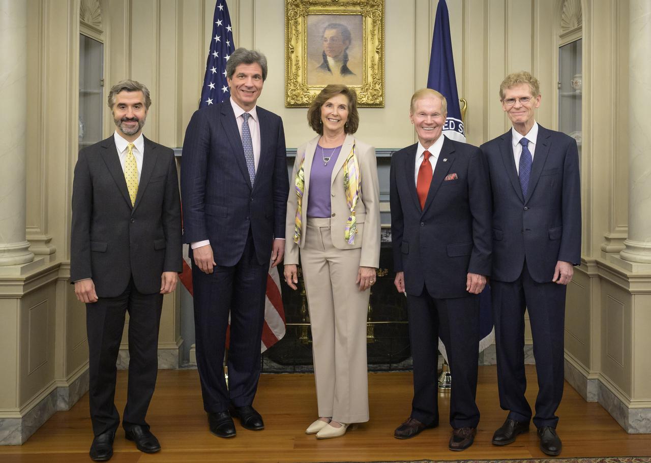 Assistant Secretary for Economic and Business Affairs Ramin Toloui, left, Under Secretary For Economic Growth, Energy, and the Environment Jose W. Fernandez, World Food Prize President Barbara Stinson, NASA Administrator Bill Nelson, and U.S. Special Envoy for Global Food Security, Dr. Cary Fowler, right, pose for a group photograph during an event at the U.S Department of State where it was announced that Cynthia Rosenzweig, a senior research scientist and head of the Climate Impacts Group at NASA’s Goddard Institute for Space Studies (GISS) in New York City, will be awarded the 2022 World Food Prize from the World Food Prize Foundation, Thursday, May 5, 2022, at the Harry S. Truman Building in Washington. Photo Credit: (NASA/Bill Ingalls)