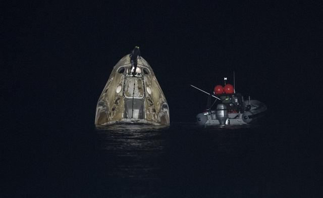 NASA image: NASA’s SpaceX Crew-3 Splashdown