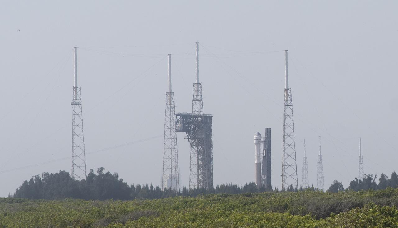 A United Launch Alliance Atlas V rocket with Boeing’s CST-100 Starliner spacecraft aboard is seen as it is rolled out of the Vertical Integration Facility to the launch pad at Space Launch Complex 41 ahead of the Orbital Flight Test-2 (OFT-2) mission, Wednesday, May 18, 2022 at Cape Canaveral Space Force Station in Florida. Boeing’s Orbital Flight Test-2 will be Starliner’s second uncrewed flight test and will dock to the International Space Station as part of NASA's Commercial Crew Program. The mission, currently targeted for launch at 6:54 p.m. ET on May 19, will serve as an end-to-end test of the system's capabilities. Photo Credit: (NASA/Joel Kowsky)