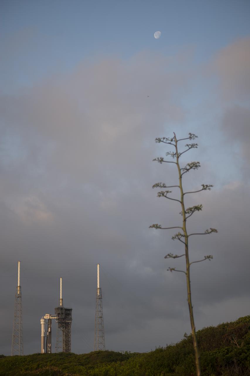 A United Launch Alliance Atlas V rocket with Boeing’s CST-100 Starliner spacecraft aboard is seen on the launch pad at Space Launch Complex 41 ahead of the Orbital Flight Test-2 mission, Thursday, May 19, 2022 at Cape Canaveral Space Force Station in Florida. Boeing’s Orbital Flight Test-2 will be Starliner’s second uncrewed flight test and will dock to the International Space Station as part of NASA's Commercial Crew Program. The mission, currently targeted for launch at 6:54 p.m. ET, will serve as an end-to-end test of the system's capabilities. Photo Credit: (NASA/Joel Kowsky)
