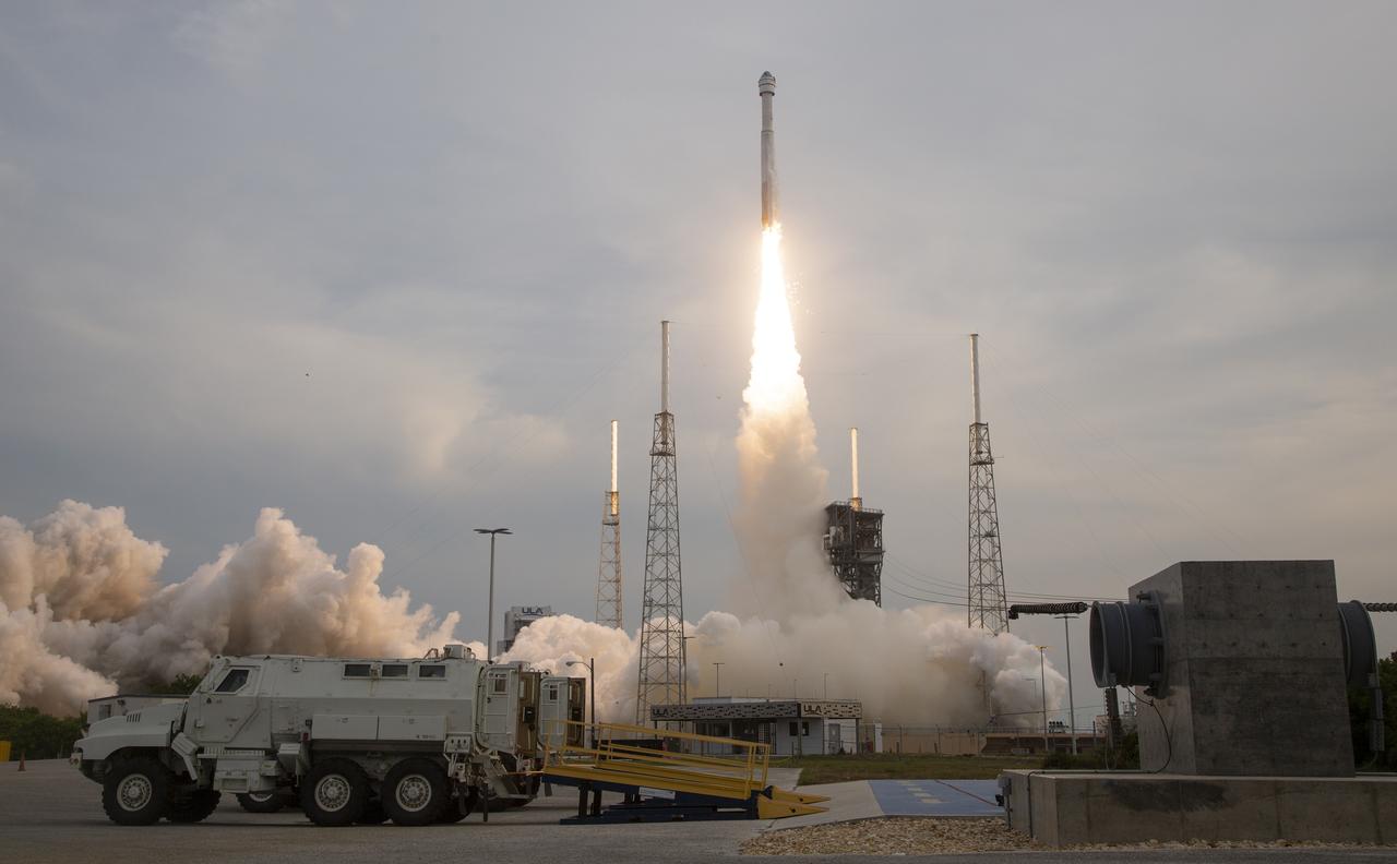 Two emergency egress vehicles are seen positioned at the slidewire termination area at Space Launch Complex 41 as a United Launch Alliance Atlas V rocket with Boeing’s CST-100 Starliner spacecraft aboard launches on the Orbital Flight Test-2 mission, Thursday, May 19, 2022, at Cape Canaveral Space Force Station in Florida. Boeing’s Orbital Flight Test-2 (OFT-2) is Starliner’s second uncrewed flight test and will dock to the International Space Station as part of NASA's Commercial Crew Program. OFT-2 launched at 6:54 p.m. ET, and will serve as an end-to-end test of the system's capabilities. Photo Credit: (NASA/Joel Kowsky)
