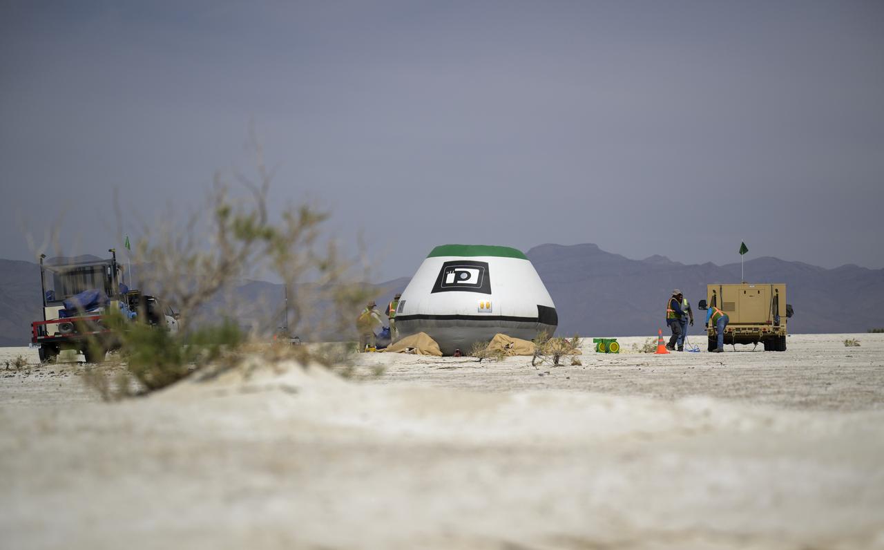 Boeing and NASA teams participate in a mission dress rehearsal to prepare for the landing of the Boeing CST-100 Starliner spacecraft in White Sands, New Mexico, Monday, May 23, 2022. Boeing’s Orbital Flight Test-2 (OFT-2) is Starliner’s second uncrewed flight test to the International Space Station as part of NASA's Commercial Crew Program. OFT-2 serves as an end-to-end test of the system's capabilities. Photo Credit: (NASA/Bill Ingalls)