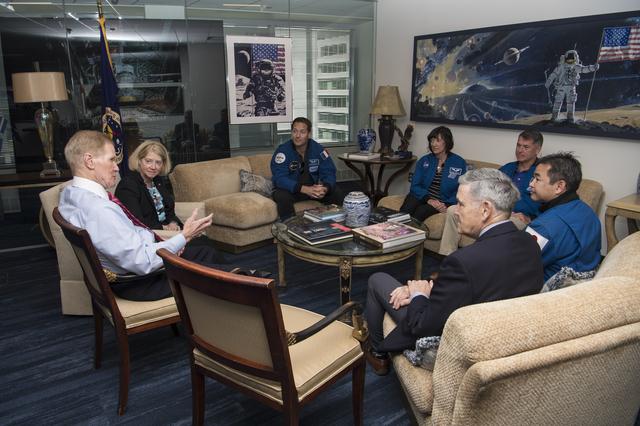 NASA image: NASA Leadership Meets with NASA’s SpaceX Crew-2 Astronauts