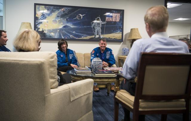 NASA image: NASA Leadership Meets with NASA’s SpaceX Crew-2 Astronauts