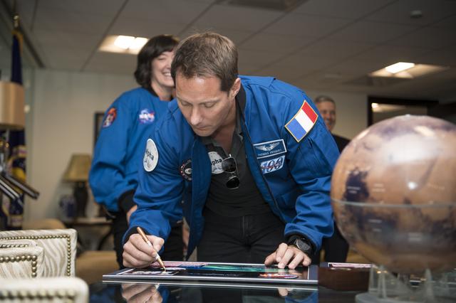 NASA Leadership Meets with NASA’s SpaceX Crew-2 Astronauts