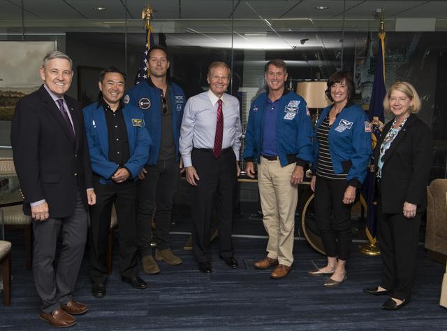 NASA Leadership Meets with NASA’s SpaceX Crew-2 Astronauts
