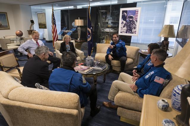 NASA image: NASA Leadership Meets with NASA’s SpaceX Crew-2 Astronauts