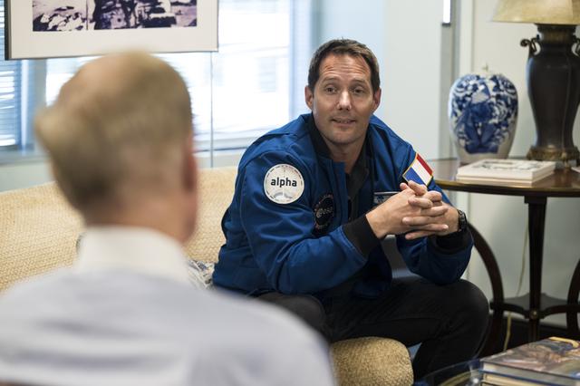 NASA Leadership Meets with NASA’s SpaceX Crew-2 Astronauts