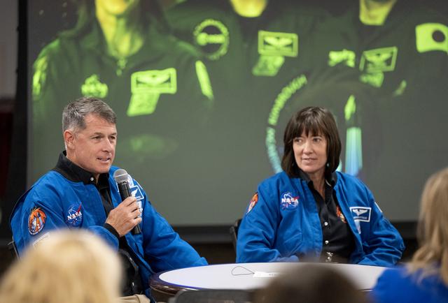 NASA image: NASA’s SpaceX Crew-2 Astronauts Headquarters Presentation