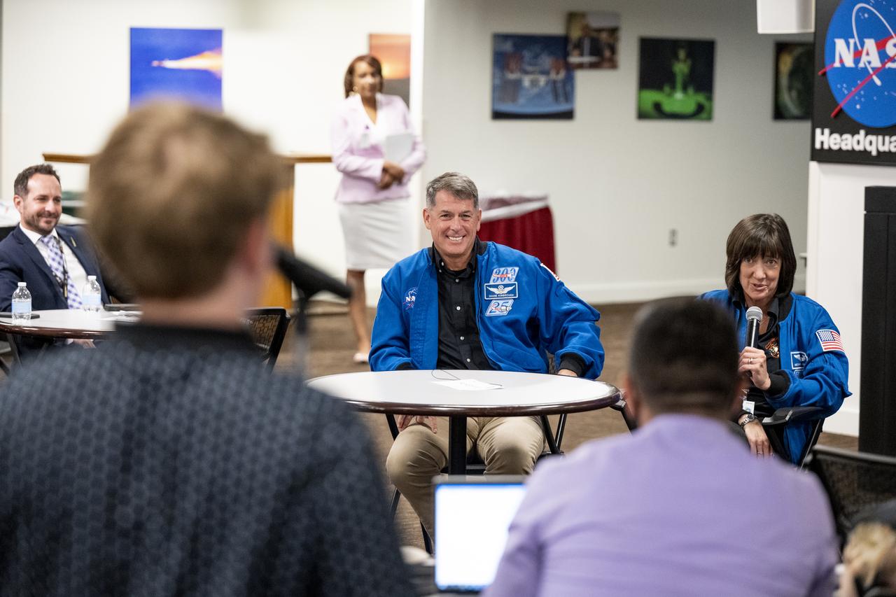 NASA’s SpaceX Crew-2 astronauts Shane Kimbrough, left, and Megan McArthur, right, speak during a meet and greet with employees Tuesday, June 7, 2022, at the Mary W. Jackson NASA Headquarters Building in Washington. Kimbrough, McArthur, Hoshide, and Pesquet completed the second crew rotation mission to the International Space Station as part of the agency’s Commercial Crew Program and spent 198 days aboard the orbiting laboratory as part of Expeditions 65 and 66. Photo Credit: (NASA/Keegan Barber)