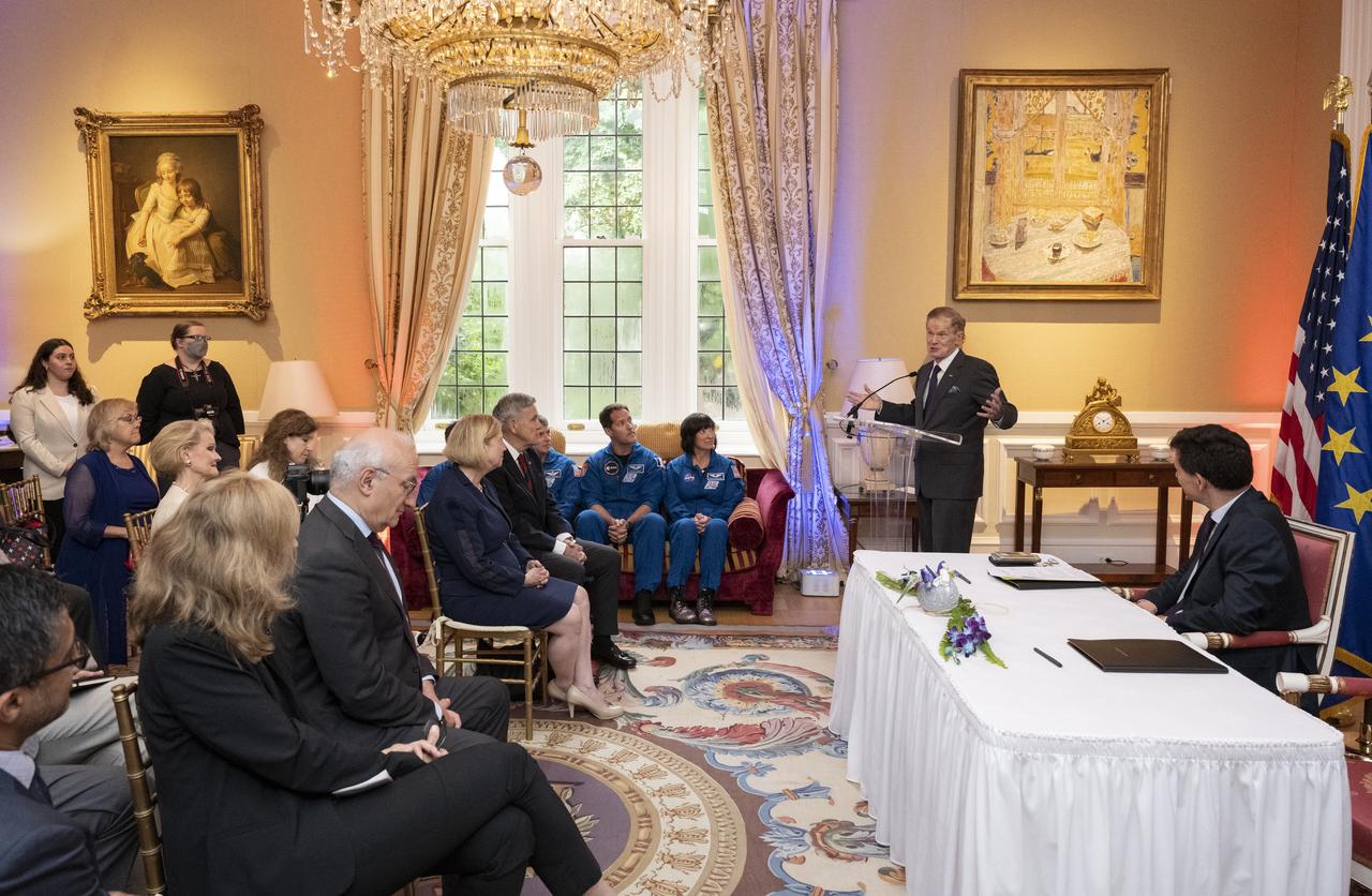 NASA Administrator Bill Nelson delivers remarks during an Artemis Accords signing ceremony Tuesday, June 7, 2022, prior to the Centre National d’Etudes Spatiales (CNES) 60th Anniversary event at the French Ambassador’s Residence in Washington. France is the twentieth country to sign the Artemis Accords, which establish a practical set of principles to guide space exploration cooperation among nations participating in NASA’s Artemis program. Photo Credit: (NASA/Keegan Barber)