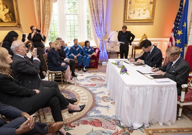 NASA image: French Sign Artemis Accords
