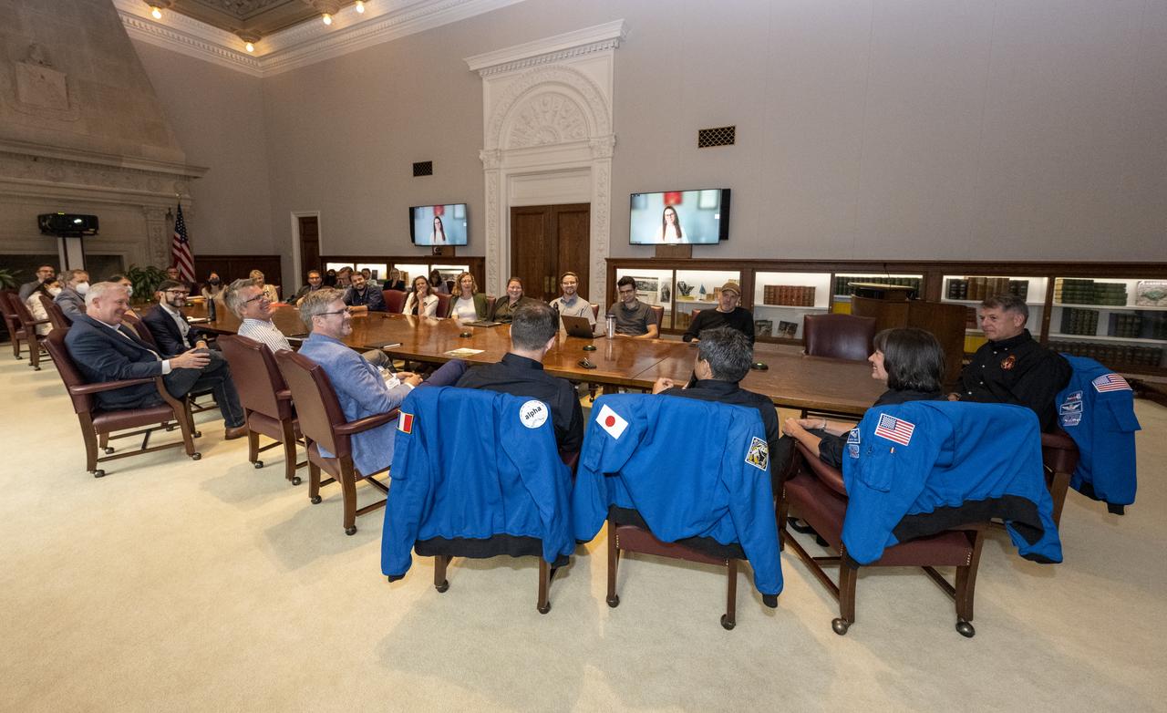 NASA’s SpaceX Crew-2 astronauts meet with National Geographic leadership and staff Tuesday, June 7, 2022, at National Geographic Headquarters in Washington. Kimbrough, McArthur, Hoshide, and Pesquet completed the second crew rotation mission to the International Space Station as part of the agency’s Commercial Crew Program and spent 198 days aboard the orbiting laboratory as part of Expeditions 65 and 66. Photo Credit: (NASA/Keegan Barber)