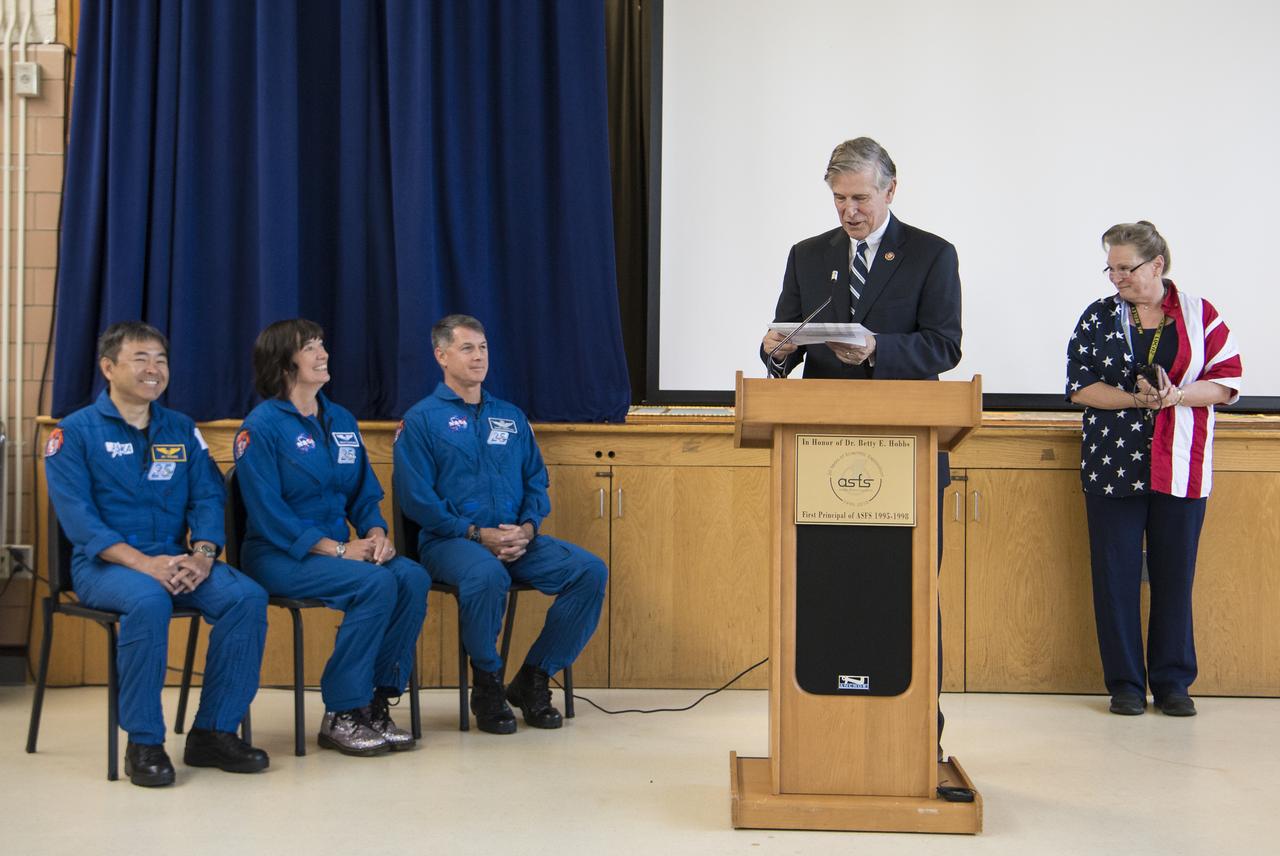U.S. Rep. Don Beyer, D-Va. reads a question from a student to NASA’s SpaceX Crew-2 Japan Aerospace Exploration Agency (JAXA) astronaut Akihiko Hoshide, left, NASA astronauts Megan McArthur, center, and Shane Kimbrough during a visit to Arlington Science Focus Elementary School, Friday, June 10, 2022, in Arlington, Virginia. Photo Credit: (NASA/Aubrey Gemignani)