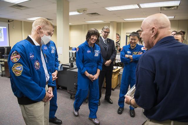 NASA image: NASA's Crew-2 Astronauts Visit Arlington Elementary School
