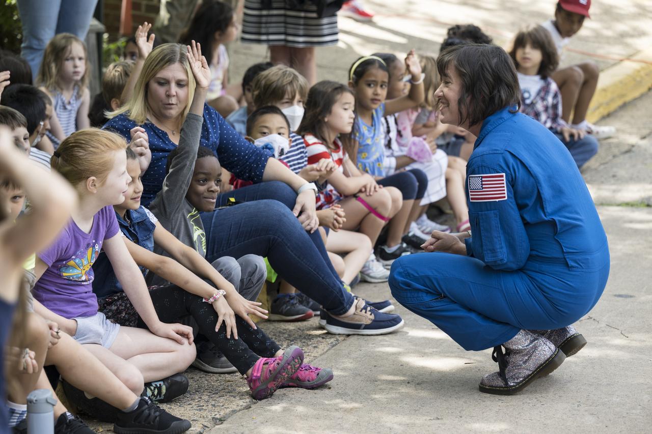 NASA’s SpaceX Crew-2 NASA astronaut Megan McArthur speaks to students during a visit to Arlington Science Focus Elementary School, Friday, June 10, 2022, in Arlington, Virginia. Photo Credit: (NASA/Aubrey Gemignani)