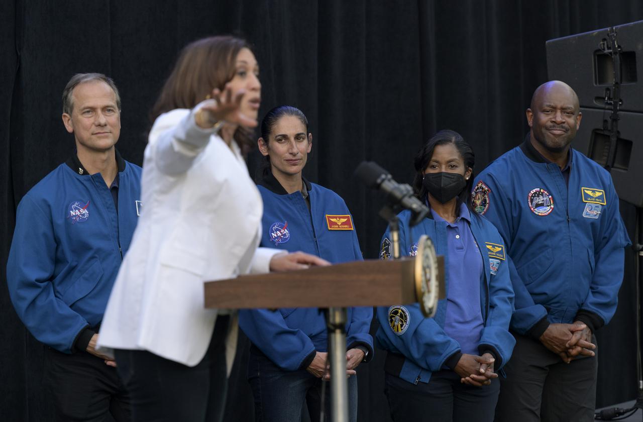 Vice President Kamala Harris gives remarks as NASA astronauts Tom Marshburn, Jasmin Moghbeli, Stephanie Wilson, and Former NASA astronaut Leland Melvin, right, look on prior to the screening of the movie Lightyear on the grounds of the Vice President's residence at the Naval Observatory, Friday, June 17, 2022, in Washington. The Vice President and Second Gentleman hosted an evening of NASA STEM activities at the Naval Observatory for military families and local STEM students and their families, including a special screening of Disney Pixar’s Lightyear. Photo Credit: (NASA/Bill Ingalls)