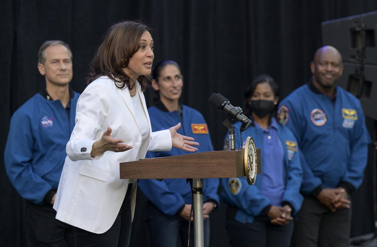 Vice President Kamala Harris gives remarks as NASA astronauts Tom Marshburn, Jasmin Moghbeli, Stephanie Wilson, and Former NASA astronaut Leland Melvin, right, look on prior to the screening of the movie Lightyear on the grounds of the Vice President's residence at the Naval Observatory, Friday, June 17, 2022, in Washington. The Vice President and Second Gentleman hosted an evening of NASA STEM activities at the Naval Observatory for military families and local STEM students and their families, including a special screening of Disney Pixar’s Lightyear. Photo Credit: (NASA/Bill Ingalls)